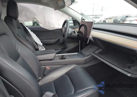 2022 Tesla Model Y Long Range Dual Motor All-Wheel Drive из США, поврежденный, VIN 7SAYGDEE0NF343591